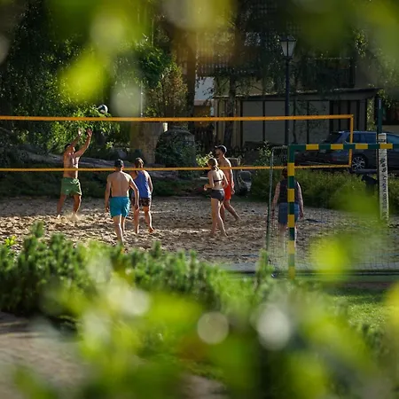 Osada Swory W Lesie Nad Jeziorem Casa vacanze