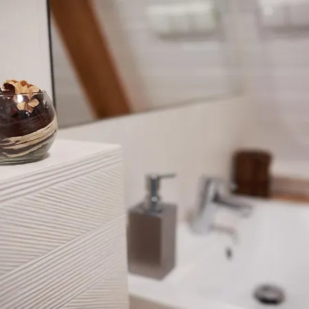 Osada Swory W Lesie Nad Jeziorem Casa vacanze