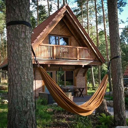 Osada Swory W Lesie Nad Jeziorem Casa vacanze *