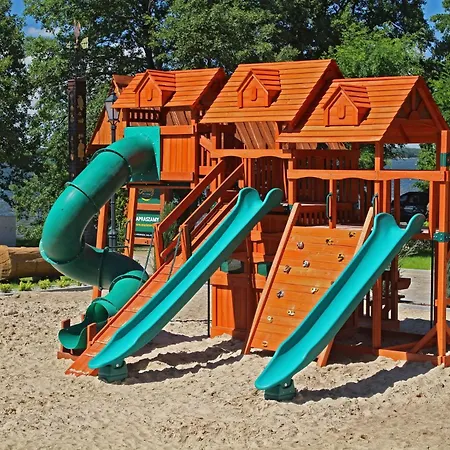 Osada Swory W Lesie Nad Jeziorem Casa vacanze