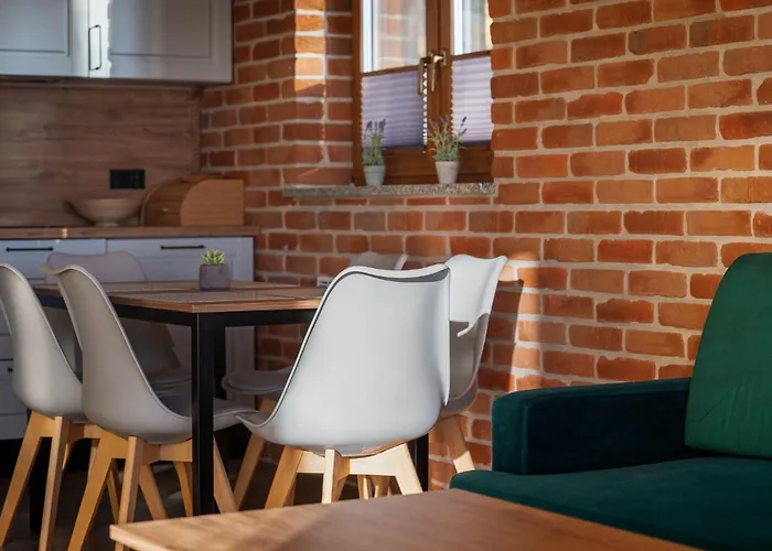 Osada Swory W Lesie Nad Jeziorem Сasa de vacaciones *